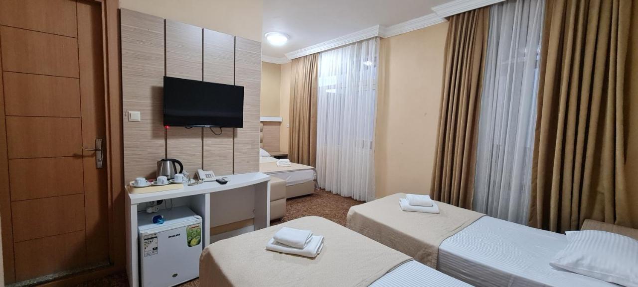 Hotel Genatsvale Batumi Cameră foto