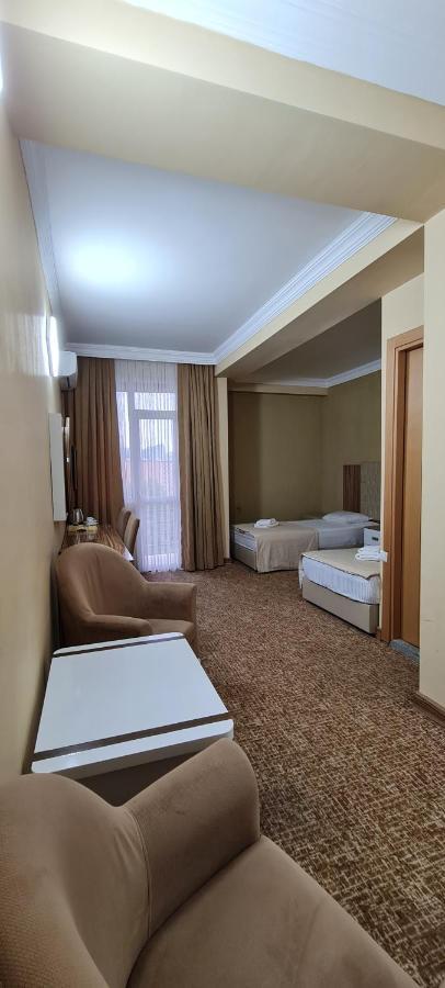 Hotel Genatsvale Batumi Exterior foto